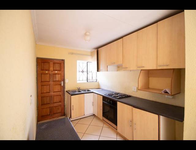 4 BEDROOM HOUSE FOR SALE IN THERESA PARK